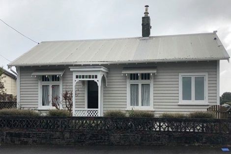Photo of property in 69 Clemow Road, Fitzroy, New Plymouth, 4312