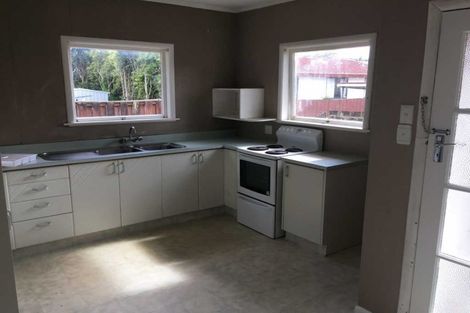 Photo of property in 102 Firth Street, Hamilton East, Hamilton, 3216