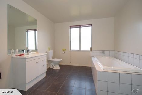 Photo of property in 52 Erskine Street, Lake Hayes, Queenstown, 9304