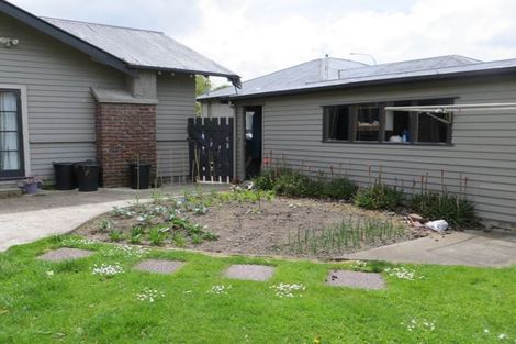 Photo of property in 374 College Street, Hokowhitu, Palmerston North, 4410