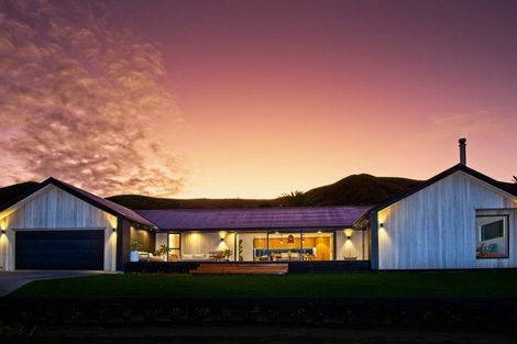 Photo of property in 17 Sandy Cove, Wainui, Gisborne, 4010