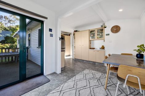 Photo of property in 351 South Road, Hawera, 4674