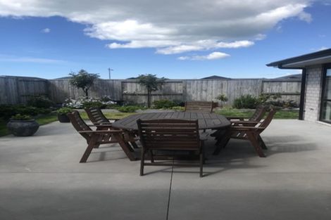 Photo of property in 14 Kuru Place, Papamoa, 3118