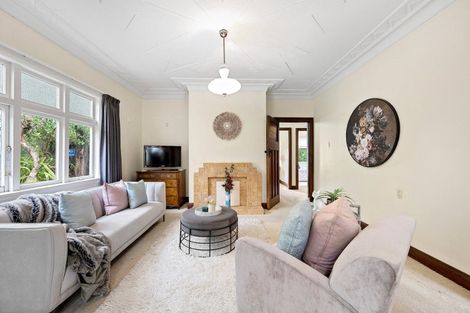 Photo of property in 7 Homebush Road, Khandallah, Wellington, 6035