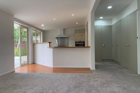 Photo of property in 25 Selwyn Crescent, Forrest Hill, Auckland, 0620