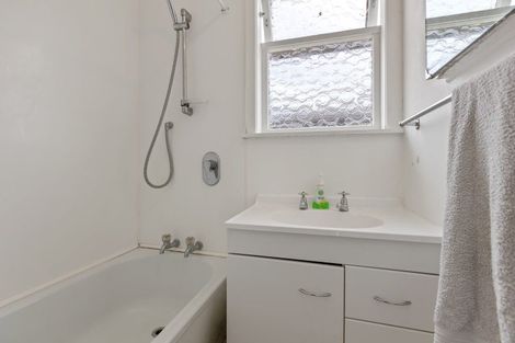 Photo of property in 75 Wrantage Street, Westown, New Plymouth, 4310