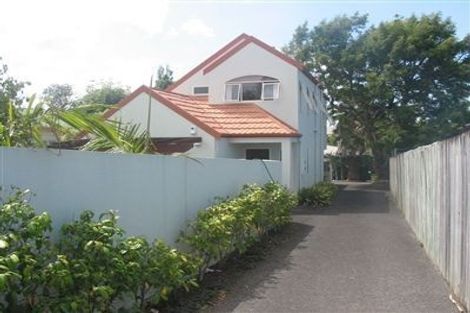 Photo of property in 2/6 Nile Road, Milford, Auckland, 0620