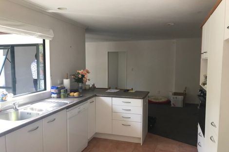 Photo of property in 7 Devana Court, Torbay, Auckland, 0630