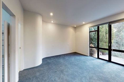 Photo of property in 65 Nevay Road, Miramar, Wellington, 6022