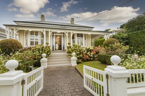 Photo of property in 15 Jubilee Avenue, Devonport, Auckland, 0624