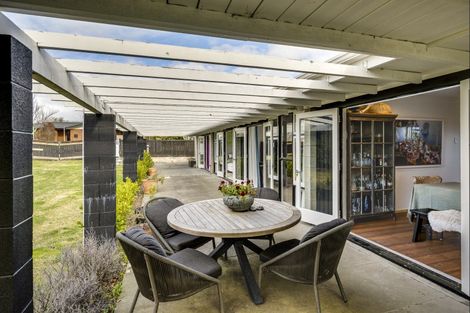 Photo of property in 72 Reynolds Road, Havelock North, 4130