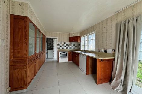 Photo of property in 295 Swanson Road, Ranui, Auckland, 0612