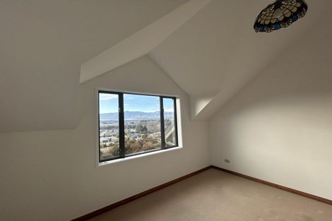 Photo of property in 19 Matheson Crescent, Albert Town, Wanaka, 9305