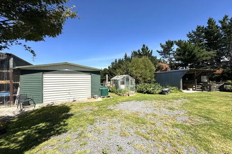 Photo of property in 86 Totara Island Road, Clifton, Balclutha, 9273