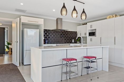 Photo of property in 36 Highgate Drive, Rangiora, 7400