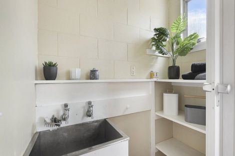 Photo of property in 2/36a Harman Street, Addington, Christchurch, 8024