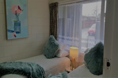 Photo of property in 33 Seddon Road, Frankton, Hamilton, 3204