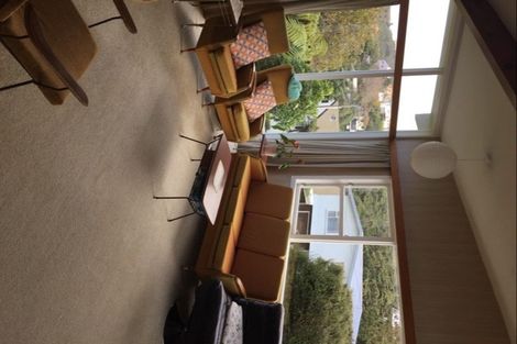 Photo of property in 9 Pekanga Road, Normandale, Lower Hutt, 5010