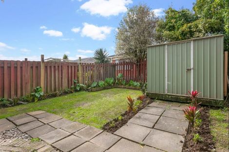 Photo of property in 2/104 Pakuranga Road, Pakuranga, Auckland, 2010