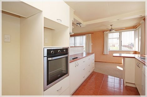 Photo of property in 27 Seabury Avenue, Foxton Beach, Foxton, 4815