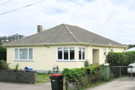 Photo of property in 12c Edinburgh Terrace, Berhampore, Wellington, 6023