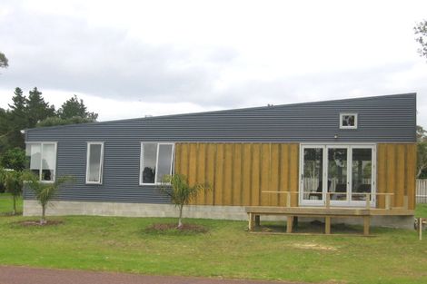 Photo of property in 214 Waimaire Avenue, Matarangi, Whitianga, 3592