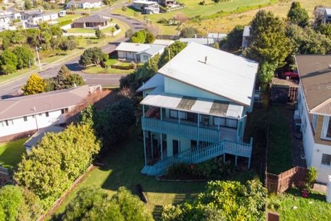 Photo of property in 2 Mayor View Terrace, Waihi Beach, 3611