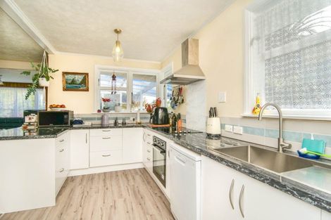 Photo of property in 78 Wakefield Street, Westport, 7825