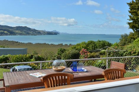 Photo of property in 10 Tahuna Place, Onerahi, Whangarei, 0110