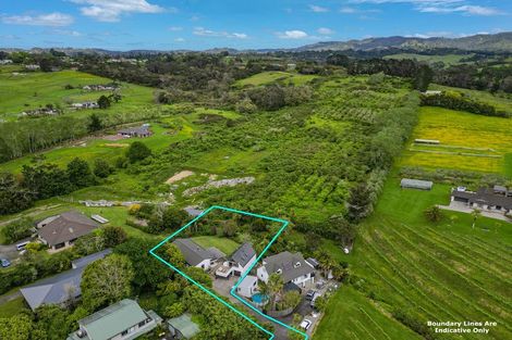 Photo of property in 260a Henderson Valley Road, Henderson, Auckland, 0612