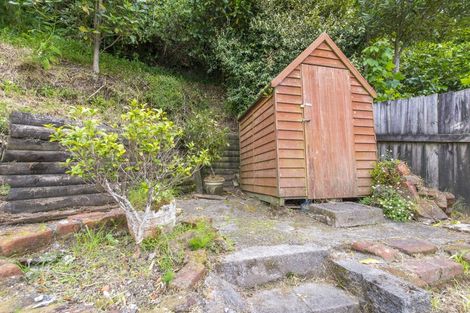 Photo of property in 140 Glenmore Street, Northland, Wellington, 6012