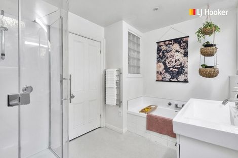 Photo of property in 151 Victoria Road, Saint Clair, Dunedin, 9012