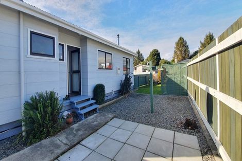 Photo of property in 10 Skye Street, Levin, 5510