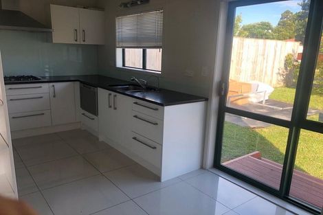 Photo of property in 3 Riverina Avenue, Pakuranga, Auckland, 2010