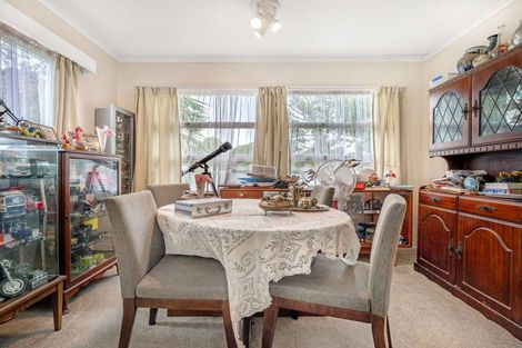 Photo of property in 14 Lucas Place, Weymouth, Auckland, 2103