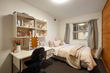 Photo of property in Drummond Street Flats, 14/19 Drummond Street, Mount Cook, Wellington, 6021