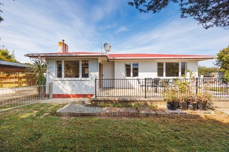Photo of property in 34 Ruamahanga Crescent, Terrace End, Palmerston North, 4410
