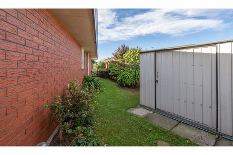 Photo of property in 2/479 Main South Road, Hornby, Christchurch, 8042