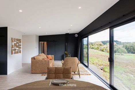 Photo of property in 38 Fry Road, Halcombe, Feilding, 4777