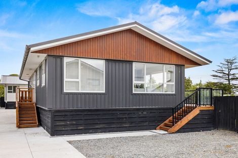 Photo of property in 19b Rawson Street, New Brighton, Christchurch, 8083