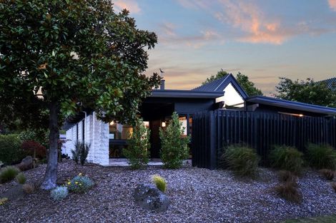 Photo of property in 20 Strathean Avenue, Avonhead, Christchurch, 8042