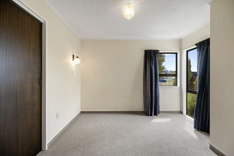 Photo of property in 2/386 Gloucester Street, Taradale, Napier, 4112