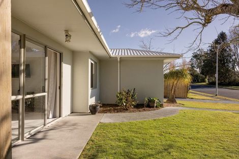 Photo of property in 84 Esmeralda Street, Welcome Bay, Tauranga, 3112