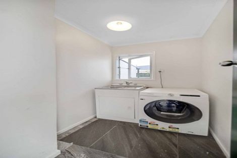 Photo of property in 51 Cargill Street, Papakura, 2110