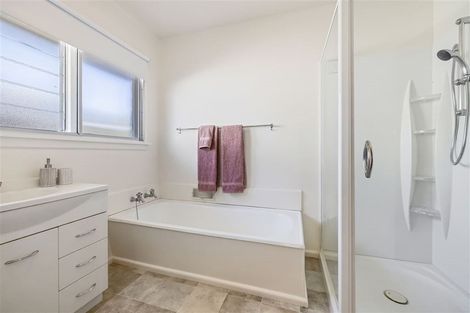 Photo of property in 52 Carruthers Street, Ilam, Christchurch, 8041