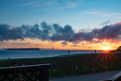 Photo of property in 64 Motuhara Road, Plimmerton, Porirua, 5026