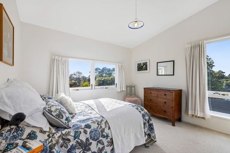 Photo of property in 18 Miraka Place, Birkenhead, Auckland, 0626