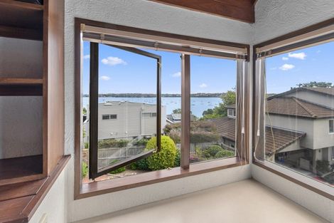 Photo of property in 19 Clyside Avenue, Half Moon Bay, Auckland, 2012