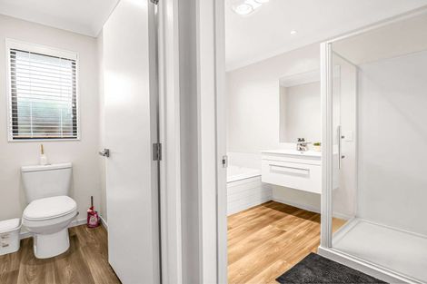 Photo of property in 10 Greenstone Street, Rolleston, 7614