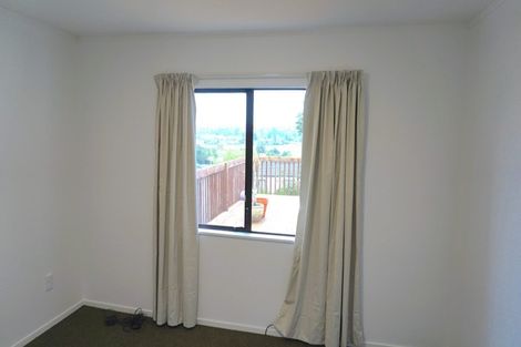 Photo of property in 11 Amerce Place, Highland Park, Auckland, 2010